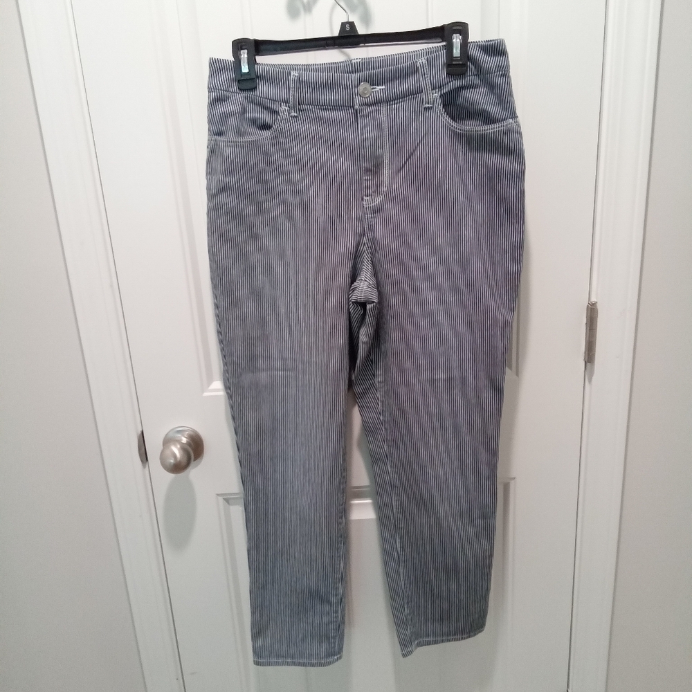 Chico's Size 1  (8/10) Ankle Cropped Striped Blue Women's Straight Leg Jeans